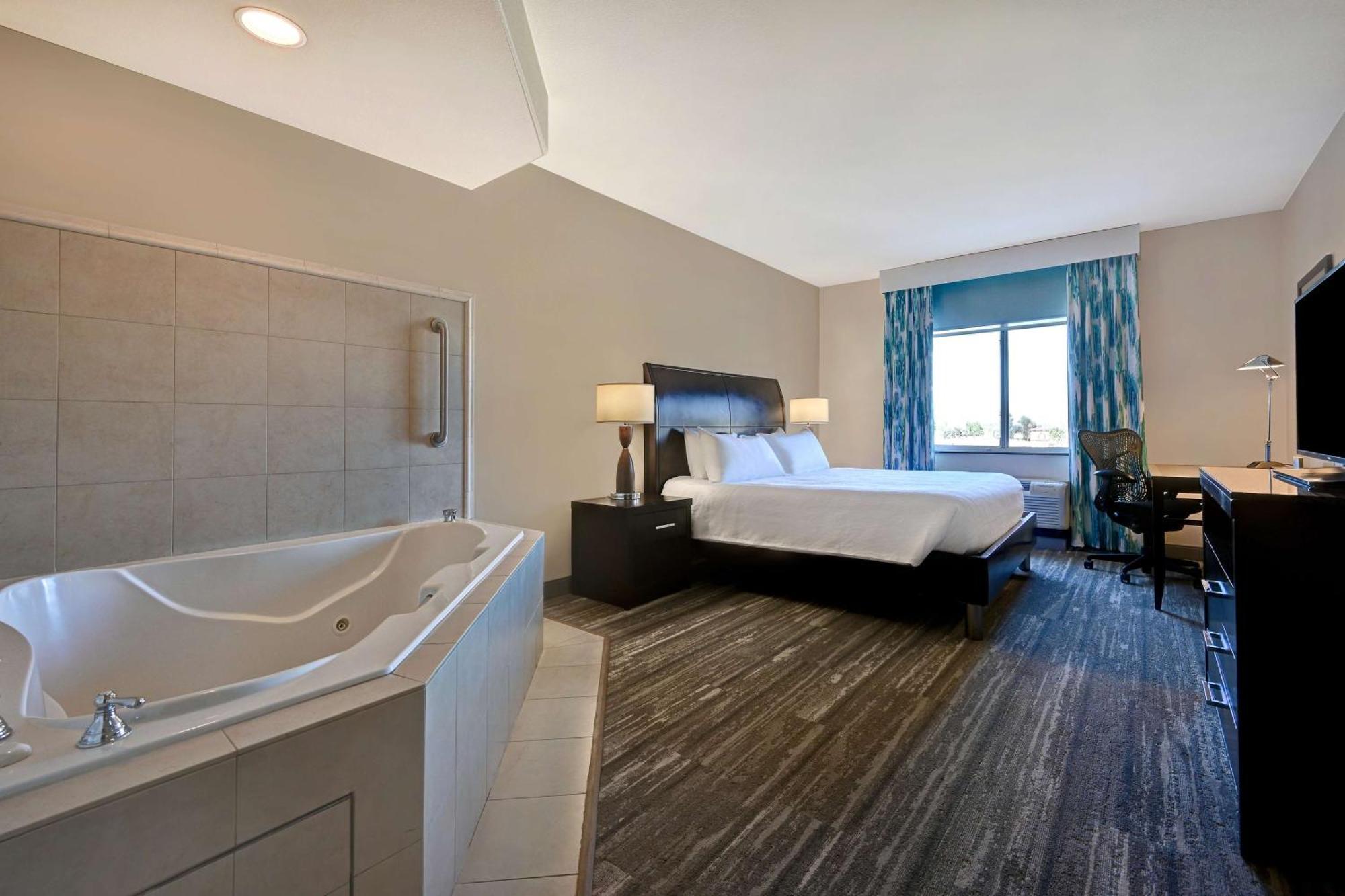 Hotel Hilton Garden 3*